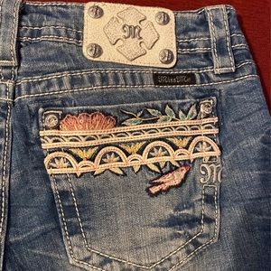 Miss Me Raw Hem Bird Print Embroidered Denim Shorts